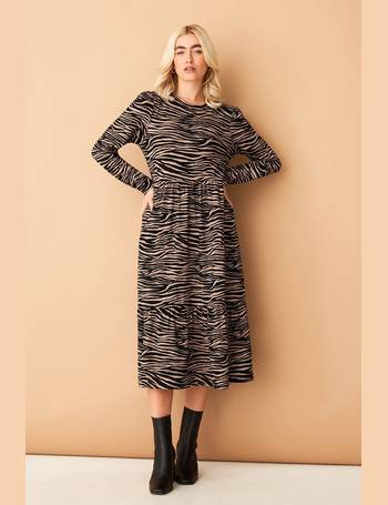 Tesco launch new F&F autumn/winter collection with stunning 70s inspired  floral dresses and kidswear