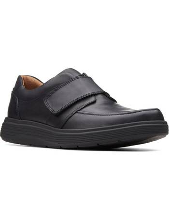 clarks mens velcro shoes