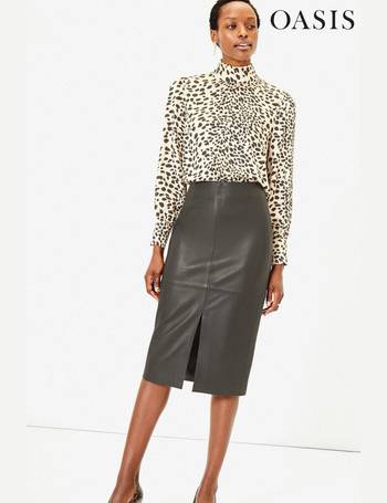 Oasis black faux leather pencil clearance skirt