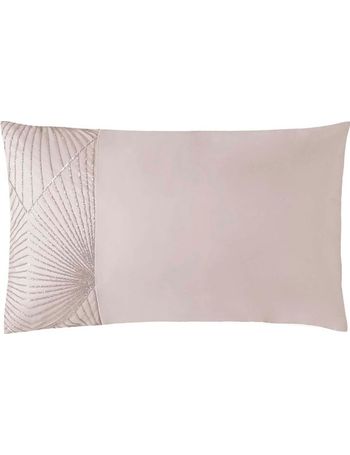 Shop Kylie Homeware up to 30 Off DealDoodle