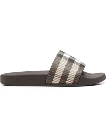 burberry flip flops mens