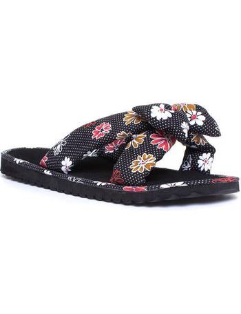 gucci mens flip flops on sale