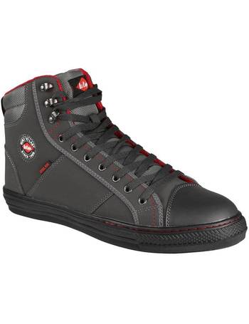 Lee cooper safety on sale shoes sports direct