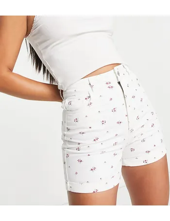 Pieces tailored high waisted paperbag shorts in black