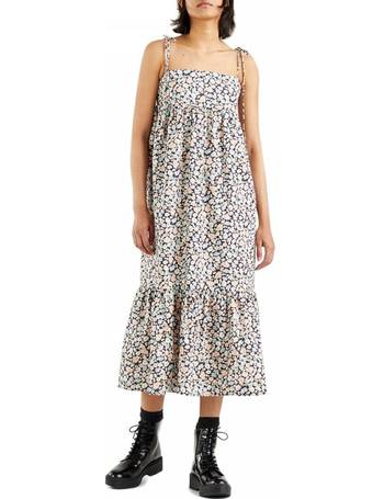 Shop Levi's Women's Midi Dresses up to 70% Off | DealDoodle