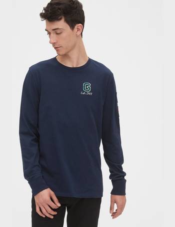 gap navy jumper