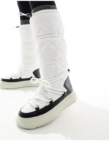 Columbia Moritza Shield snow boots in off white