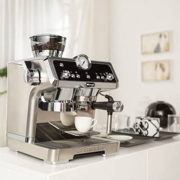 Shop Coffee Machines up to 80% Off