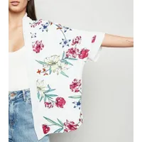 Mela Women's Floral Kimonos