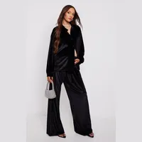 PrettyLittleThing Women's Velvet Wide Leg Trousers