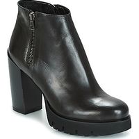 Now Women's Black Leather Boots