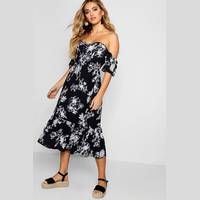 Boohoo Lace-up Dresses for Women