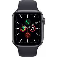 Studio Apple Watch SE