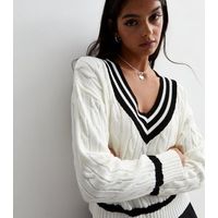 New Look Women's White V Neck Jumpers