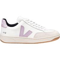 Veja Mesh Trainers for Women