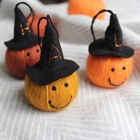 Etsy UK Halloween Clown & Witch Decorations