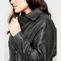 Women's Plus Size Jackets from New Look