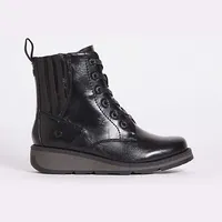 Heavenly Feet Women's Black Lace Up Boots