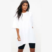 Pretty Little Thing Best White T Shirts for Women