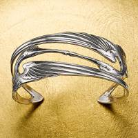 Museum Selection Bangle for Women