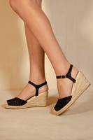 Where's That From Women's Closed Toe Sandals
