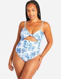 Shop Debenhams boohoo Plus Size Swimwear Beachwear up to 90 Off DealDoodle