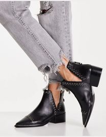 Black booties side cut out hotsell