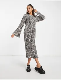 Shop Monki Women s Leopard Print Dresses up to 55 Off DealDoodle