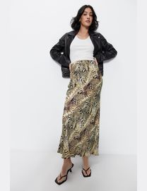 Animal print skirt warehouse best sale