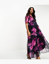 Hope & ivy knot front maxi dress with in multi floral hotsell