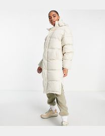 Shop Missguided Women s White Puffer Jackets up to 70 Off DealDoodle